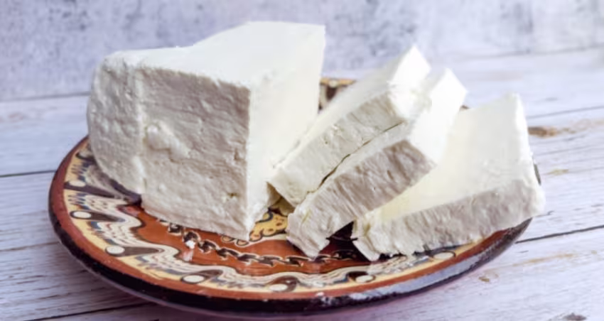 Ресторанти масово хранят туристите с имитиращи продукти
